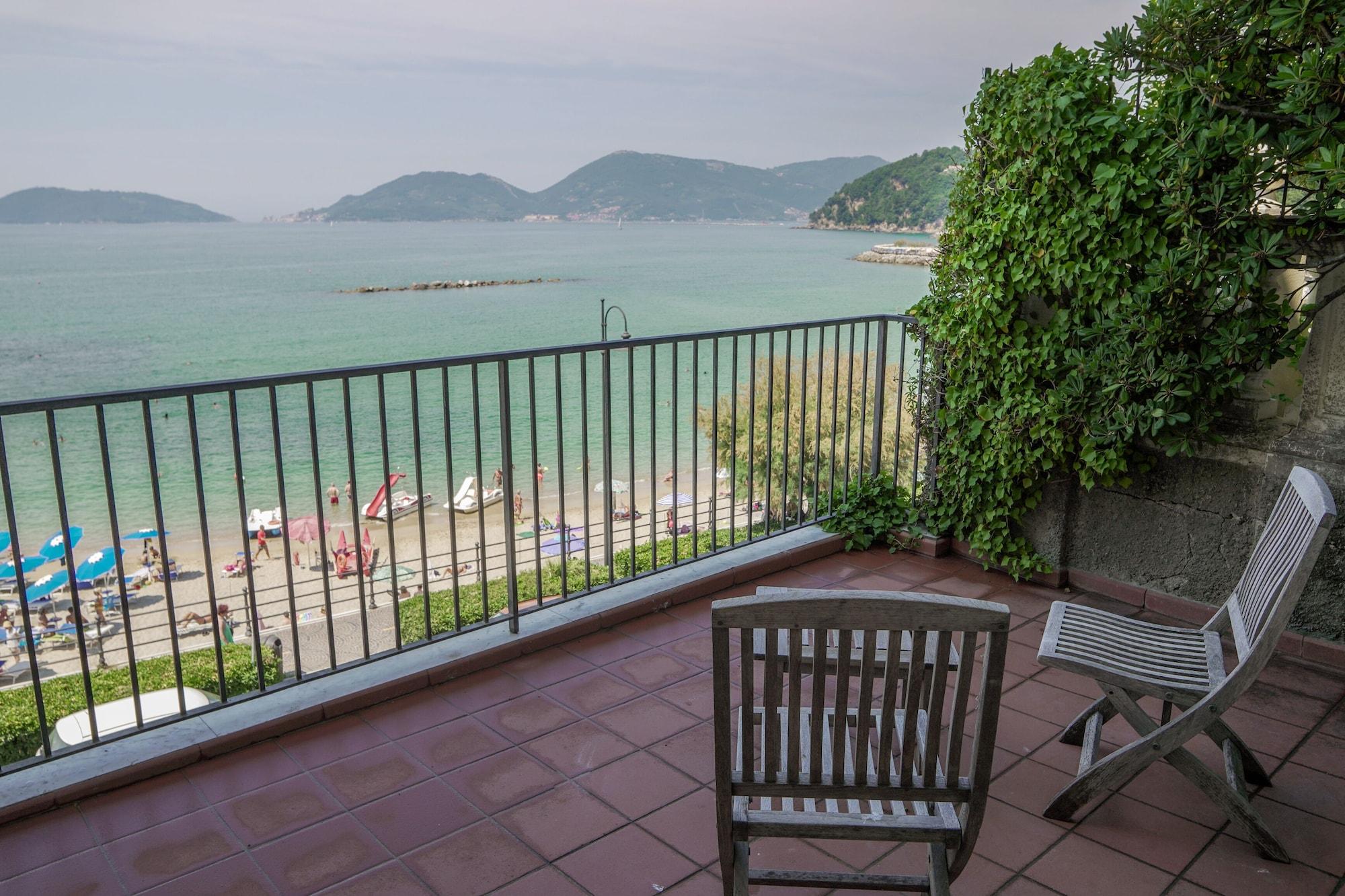 Hotel Venere Azzurra Lerici Buitenkant foto